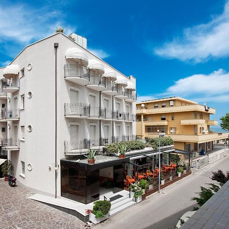 Hotel Gabriella Rimini Exterior foto